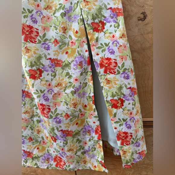Floral ASTR dress - Picture 3 of 5